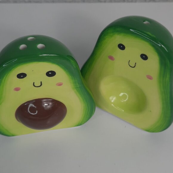Avacado Salt and Pepper Shakers 3" Interlocking Halves Anthropomorphic Avacados - Picture 4 of 6